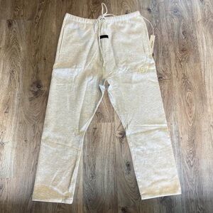 Fear of God Essentials 1977 Light Oatmeal Sweatpants